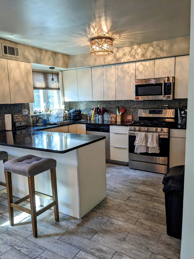 2445 John F. Kennedy Blvd, Jersey City, NJ 07304 - photo 7