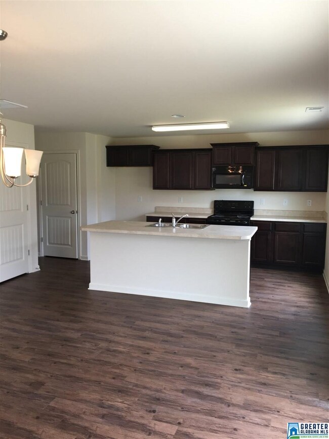 2058 Kerry Cir, Calera, AL 35040 - photo 5