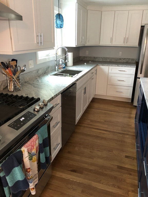 7 Tilton St unit WINTER, Newburyport, MA 01950 - photo 5