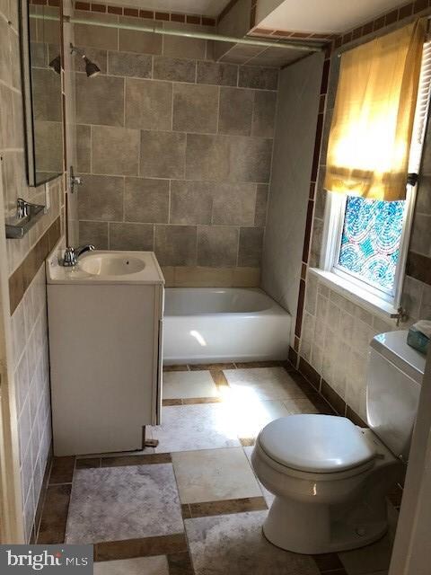 201 Chester Ave, Moorestown, NJ 08057 - photo 2