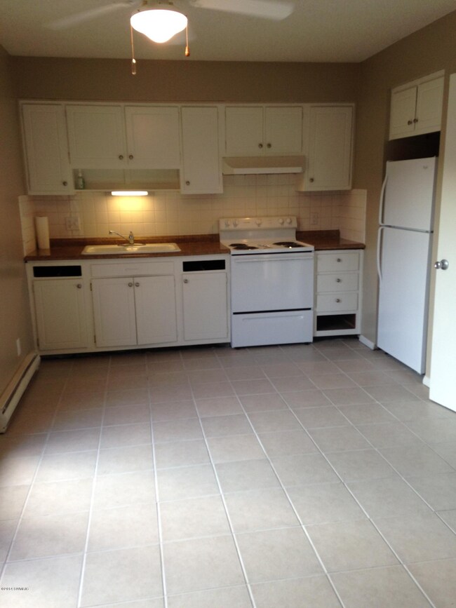 9763 Toth, Bridgman, MI 49106 - photo 3