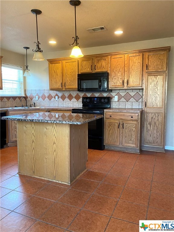 2403 Merle Dr, Copperas Cove, TX 76522 - photo 4