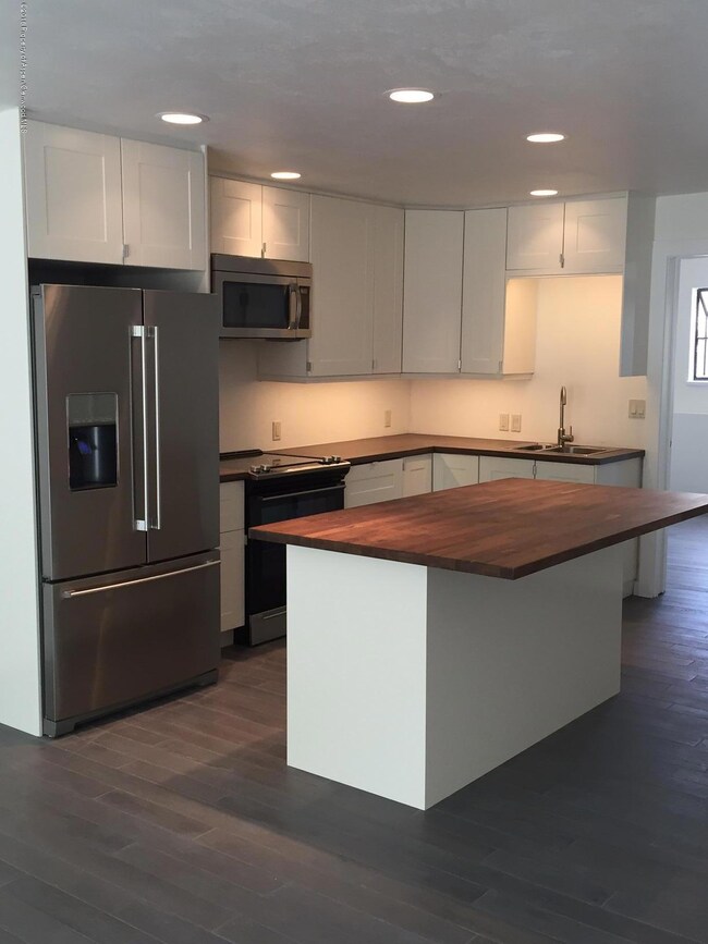 Ross Kitchen