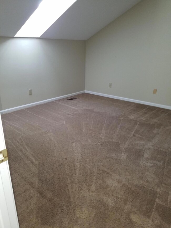 12 Pinehurst Manor Dr unit D, Pinehurst, NC 28374 - photo 3