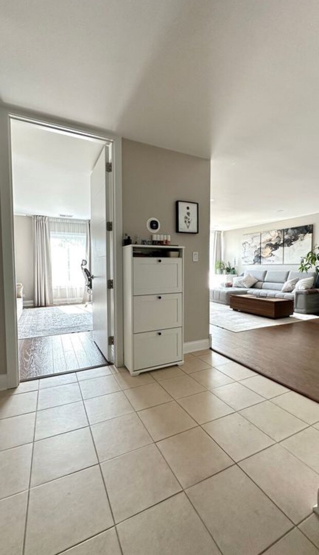 Brookwood on the Greens unit 611, Wood Dale, IL 60191 - photo 6