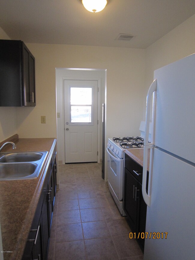 3918 N 2nd Ave, Tucson, AZ 85705 - photo 5