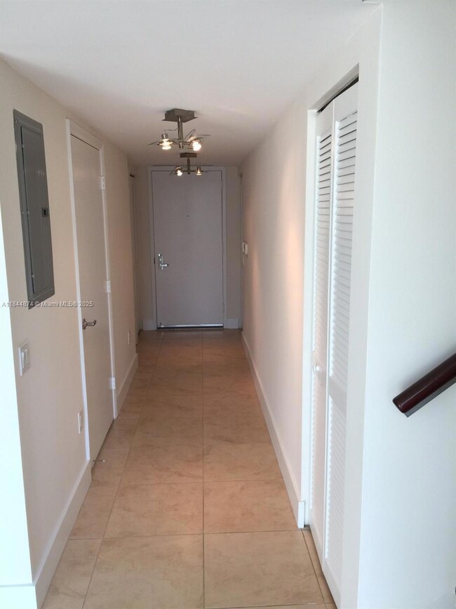 Brickell On The River unit 1510, Miami, FL 33131 - photo 6