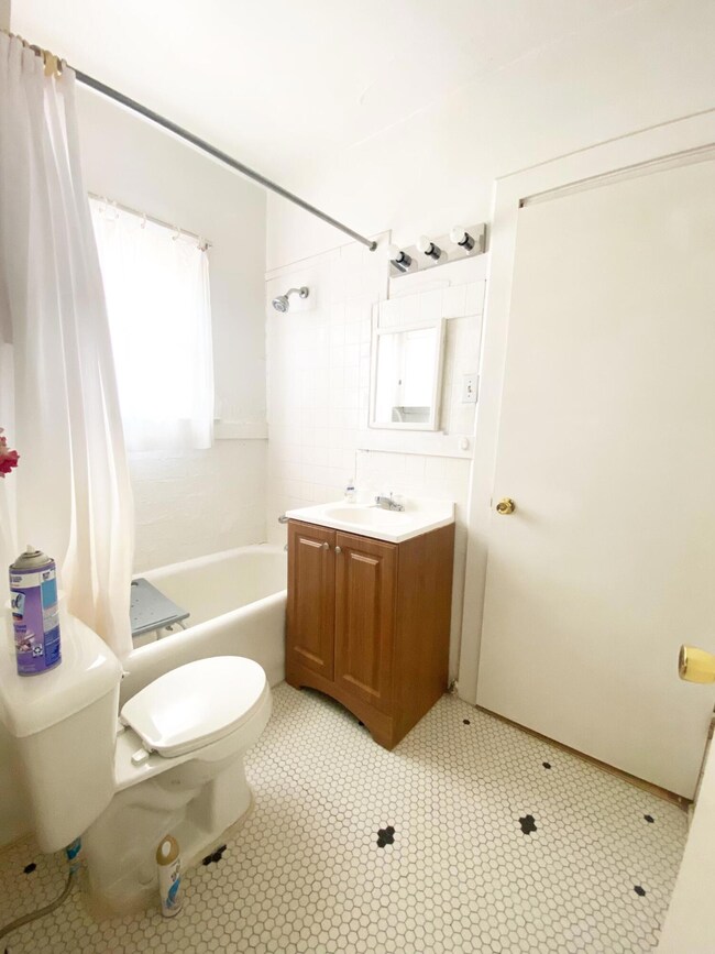 3015 Morehead Ave, El Paso, TX 79930 - photo 7