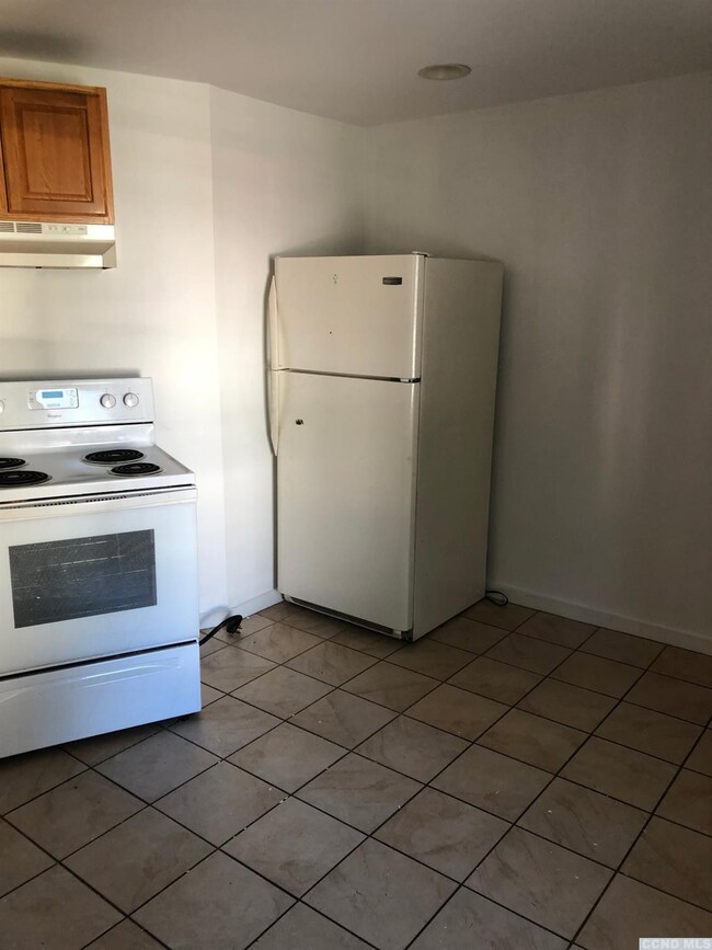 42 2nd St unit B, Athens, NY 12015 - photo 2