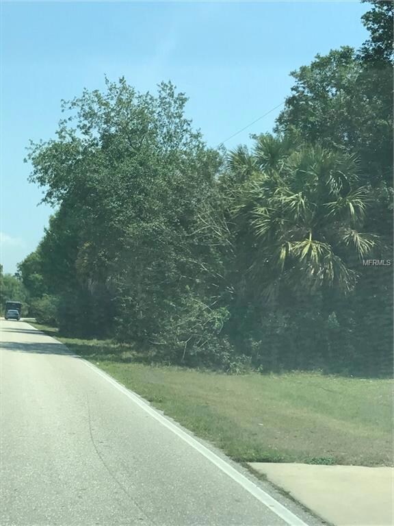 1244 Fleetwood Dr NW, Port Charlotte, FL 33948 - photo 2