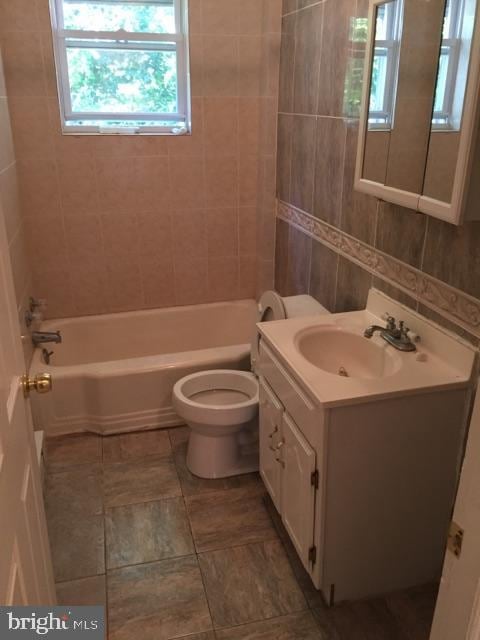 447 W Bringhurst St unit 2, Philadelphia, PA 19144 - photo 3