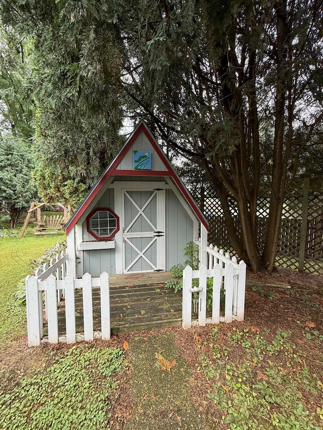 182 S Humphrey Cir, Shawano, WI 54166 - photo 6