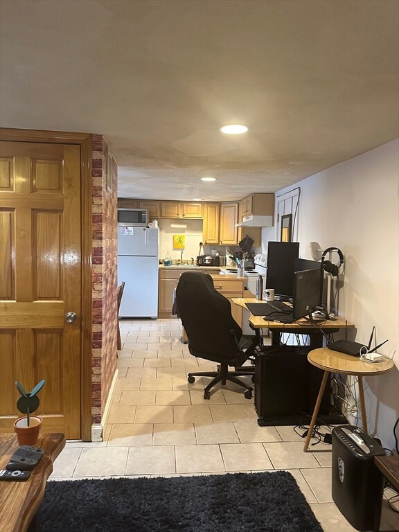 195 Hampshire St unit B, Cambridge, MA 02139 - photo 4