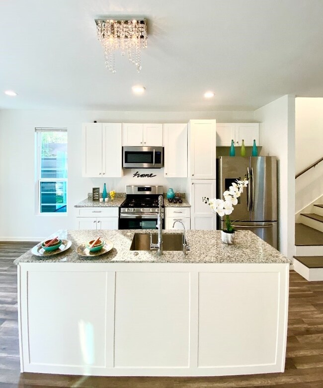 314 Dorchester St, Houston, TX 77022 - photo 3