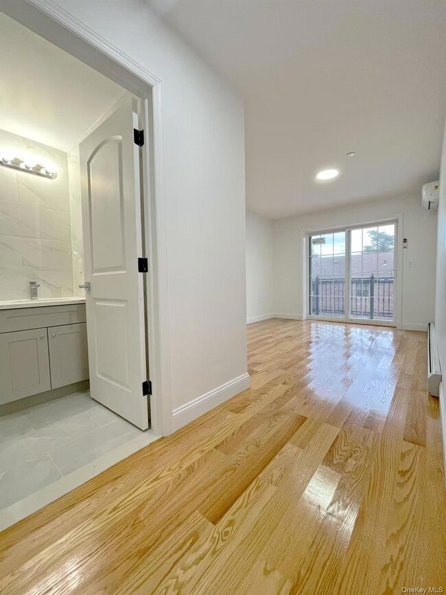 36-29 171st St unit 2F, Flushing, NY 11358 - photo 7