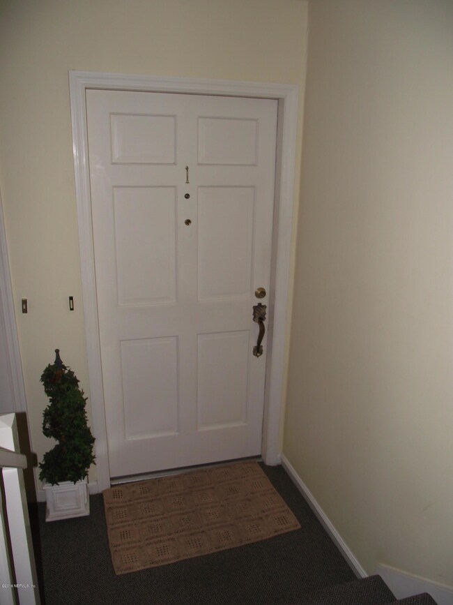4300 Lakeside Dr unit 1, Jacksonville, FL 32210 - photo 6