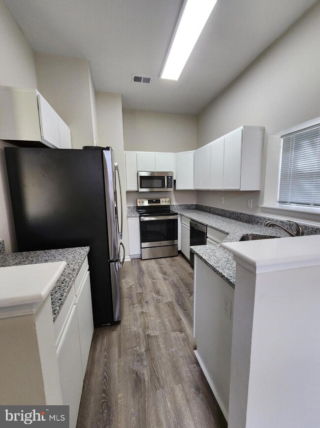 24 Deer Run Ct unit A, Halethorpe, MD 21227 - photo 7