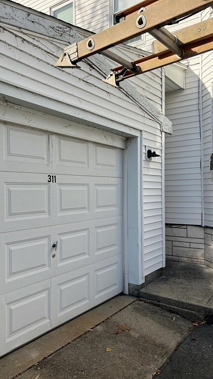 311 Lovell St, Worcester, MA 01602 - photo 2