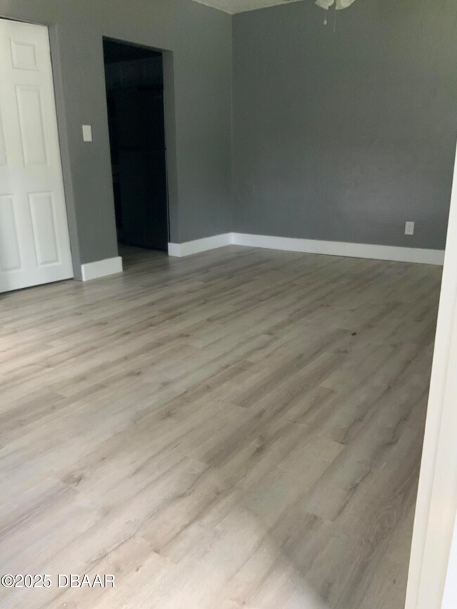 633 Florence St unit 3, Daytona Beach, FL 32114 - photo 2