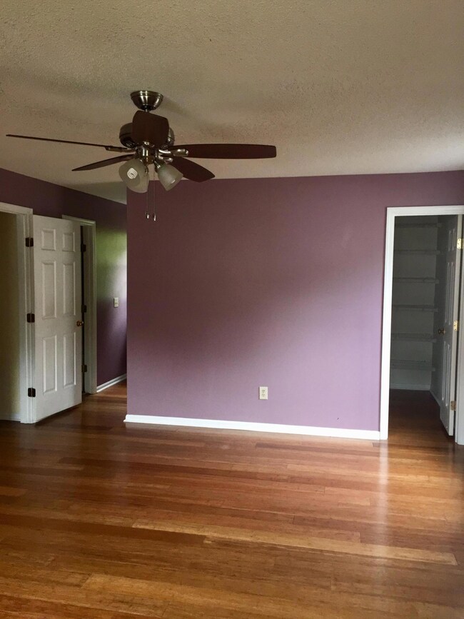 109MallockCourtMasterBedroom
