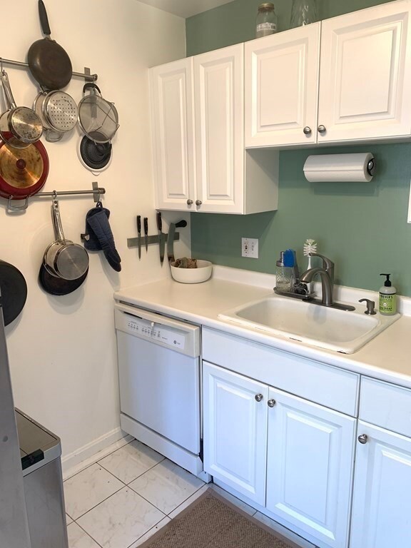 75 Glen Rd unit B-6, Brookline, MA 02445 - photo 6