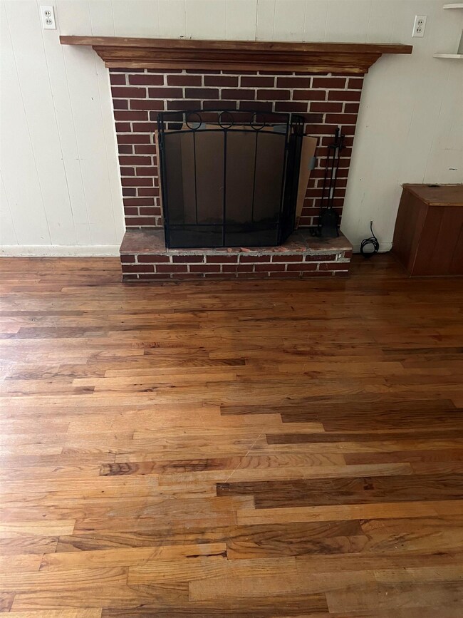 103 Purify Bay Rd, Crawfordville, FL 32327 - photo 4