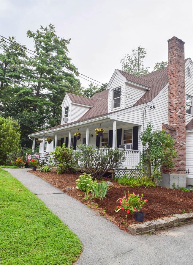 10 Rider Ln, Derry, NH 03038 - photo 5