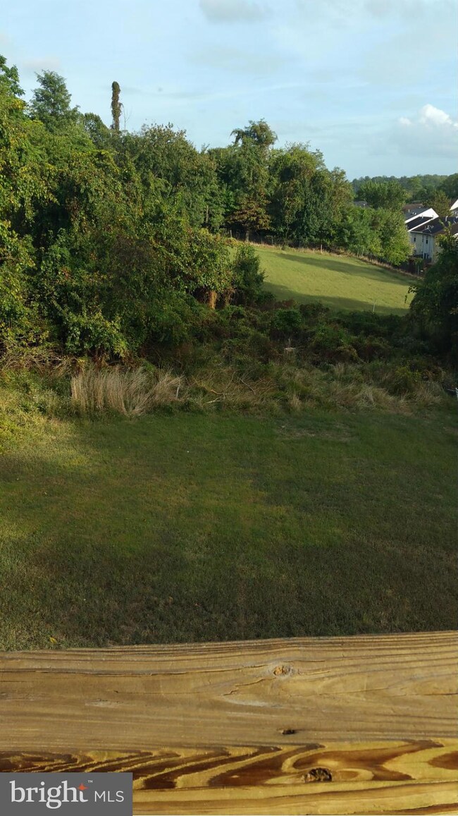 5974 Fisher Rd, Temple Hills, MD 20748 - photo 2