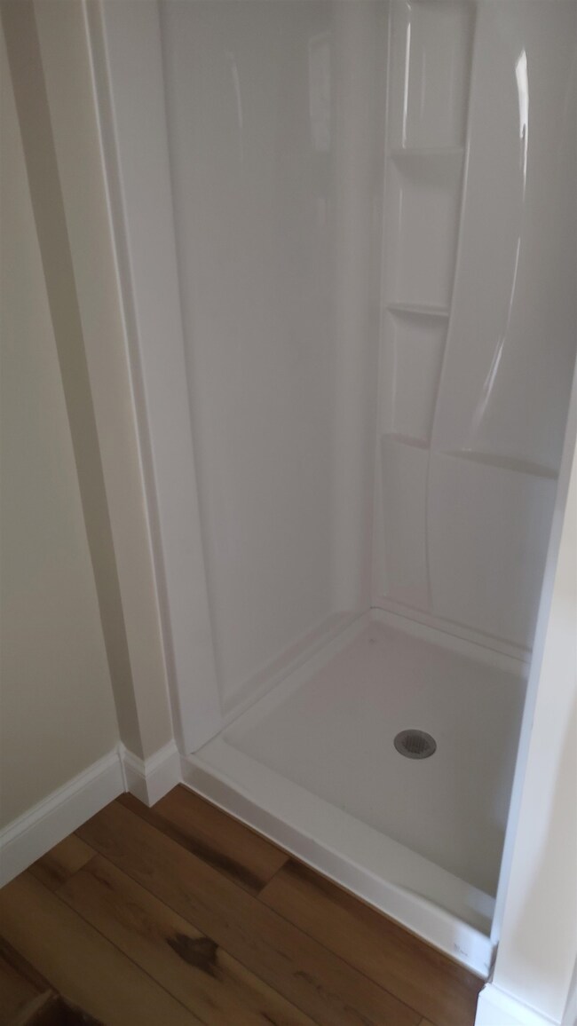 30 Elm St unit 1, Whitefield, NH 03598 - photo 5