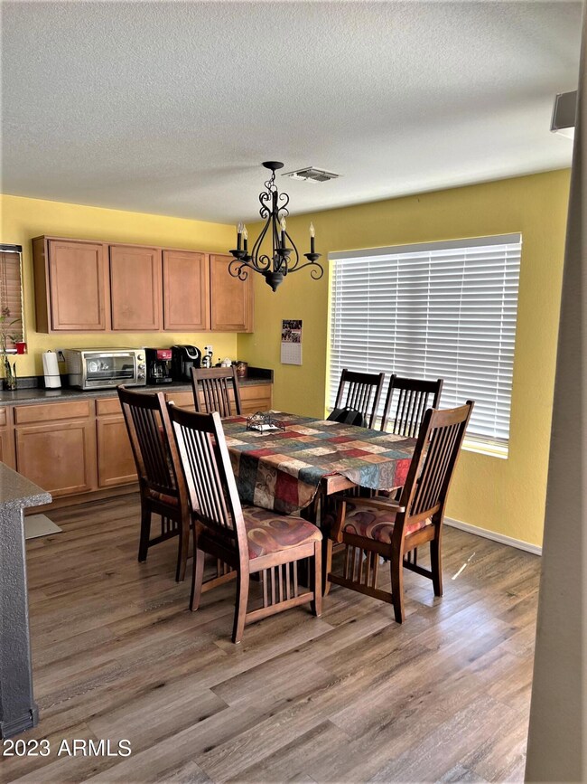 1347 S Mosley Ct unit III, Chandler, AZ 85286 - photo 6