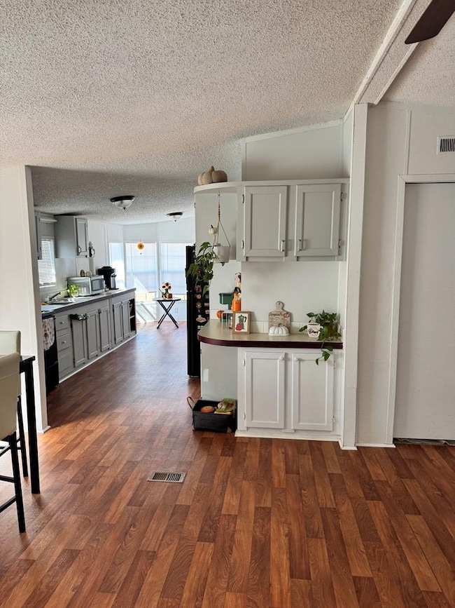 609 Bartlett Loop, Headland, AL 36345 - photo 7