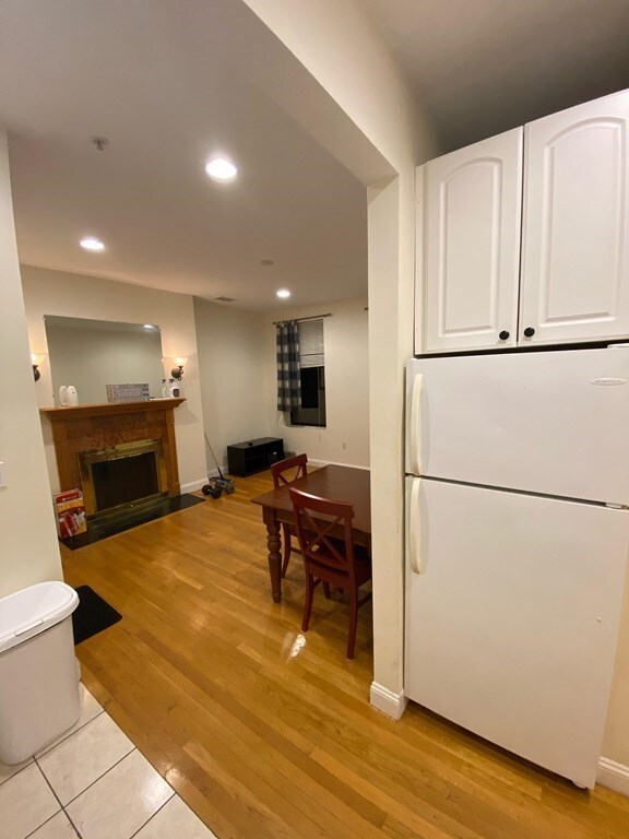 1801 Beacon St unit 5, Brookline, MA 02445 - photo 3