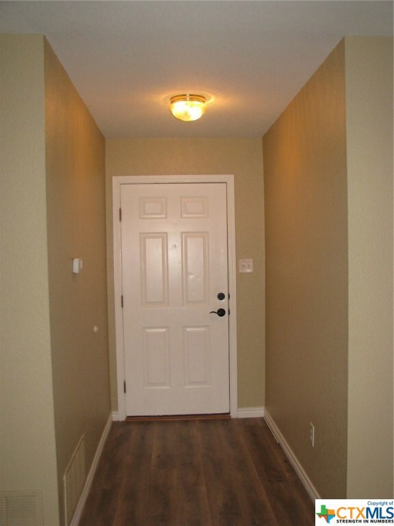 2408 Upland Bend Dr, Temple, TX 76502 - photo 6