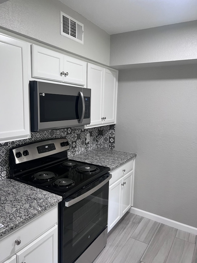 503 Park Ln unit 1, Cleveland, TX 77327 - photo 5