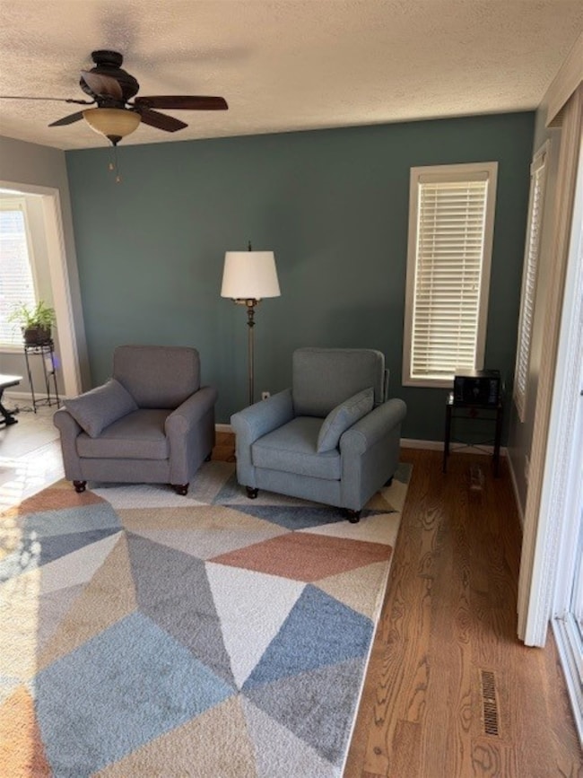 3670 18th Ave, Columbus, NE 68601 - photo 3