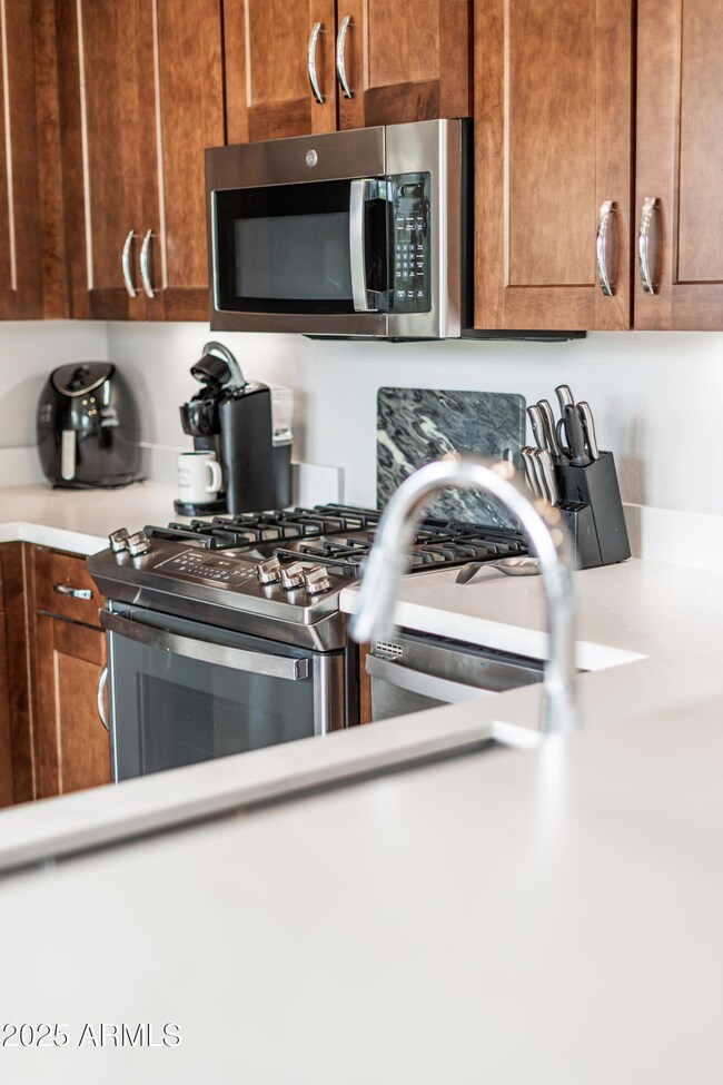 17850 N 68th St unit 2045, Phoenix, AZ 85054 - photo 5