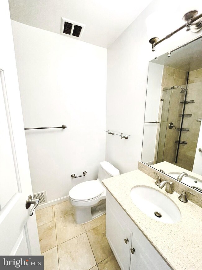 6304 Over See Ct, Springfield, VA 22152 - photo 4