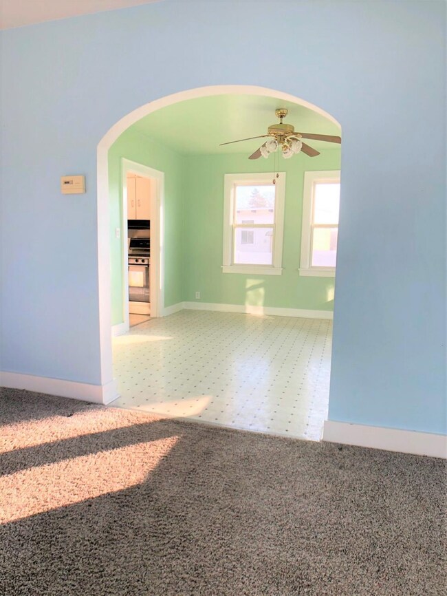 8831 Kleinman Rd, Highland, IN 46322 - photo 5