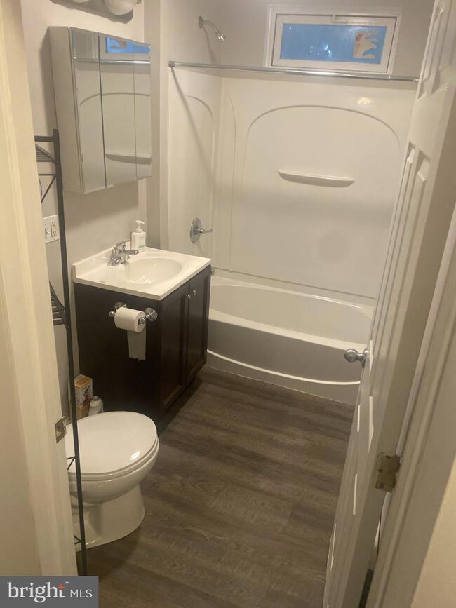 7 Union Aly, Pottstown, PA 19464 - photo 4