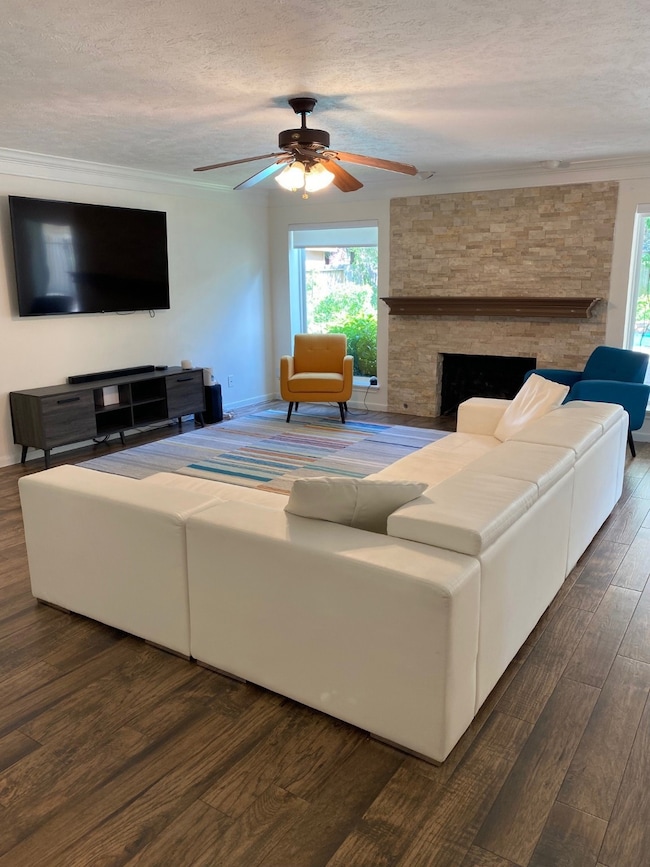 15719 Echo Lodge Dr, Houston, TX 77095 - photo 4