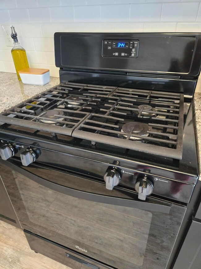 Gas stove
