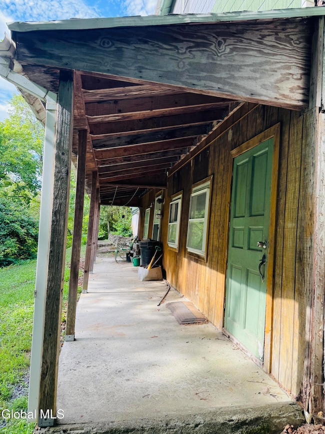 2970 Salisbury Place, Hudson, NY 12534 - photo 2