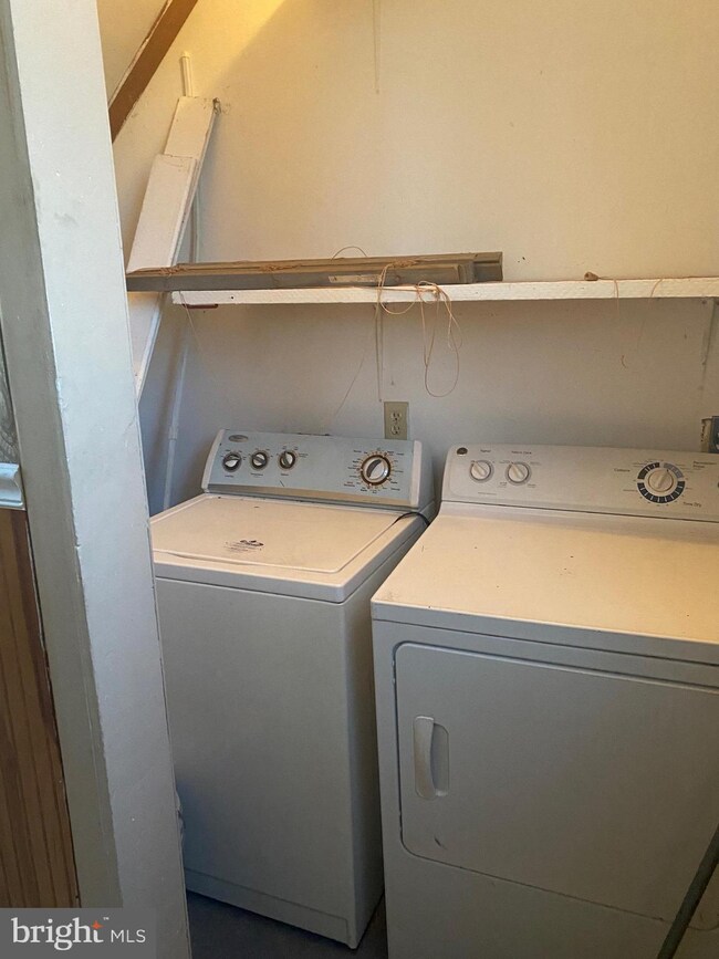 521 Center St, Laurel, DE 19956 - photo 4