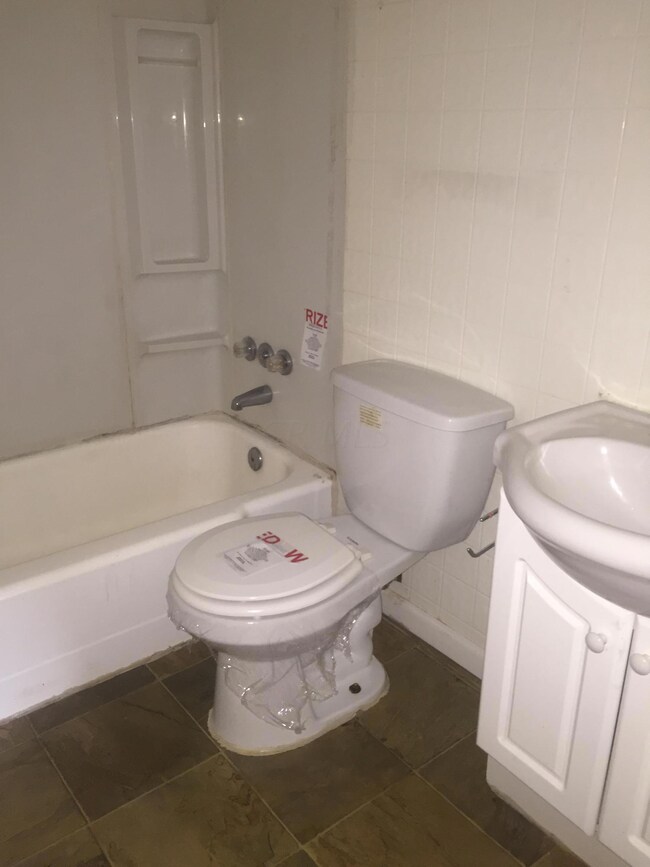 1264 Shady Lane Rd, Columbus, OH 43227 - photo 6