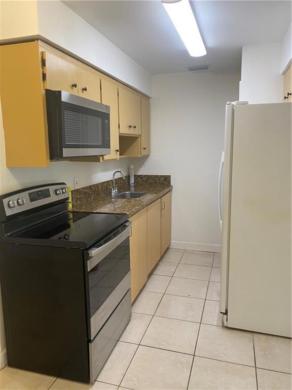 unlisted-address, Boynton Beach, FL 33435 - photo 2