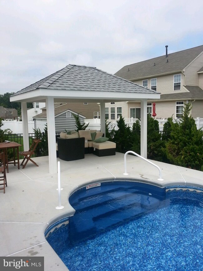 137 Windsor Way, Mount Royal, NJ 08061 - photo 3