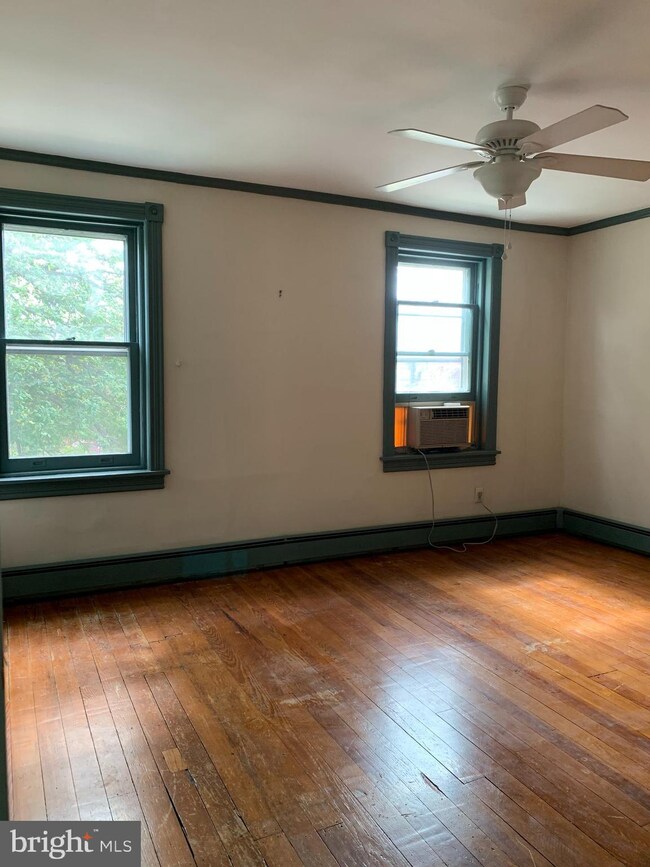 1415 Riverview Ave unit 2, Wilmington, DE 19806 - photo 6