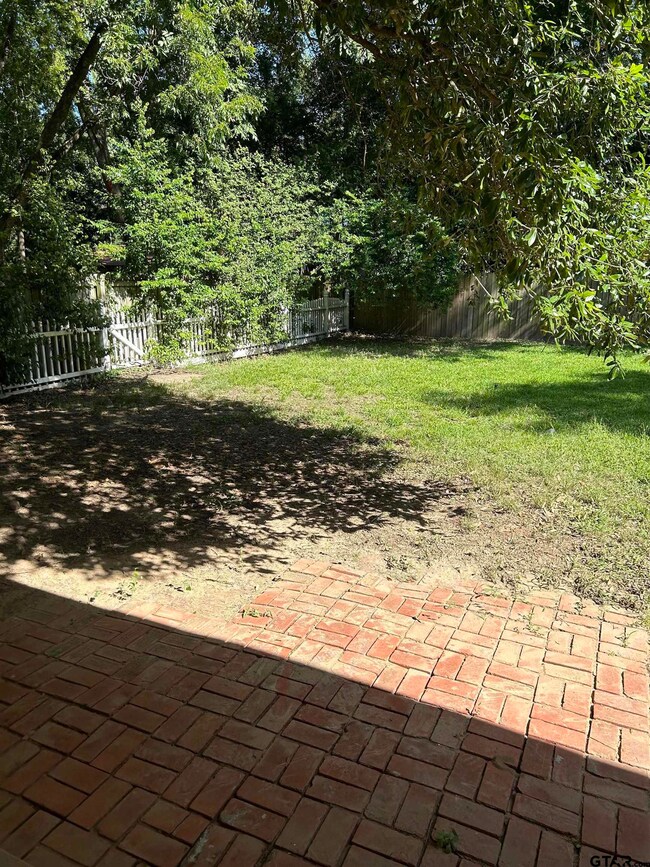 409 409 E Amherst, Tyler, TX 75701 - photo 3