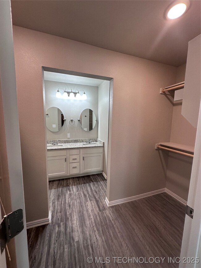 3324 Little John Dr, Durant, OK 74701 - photo 6