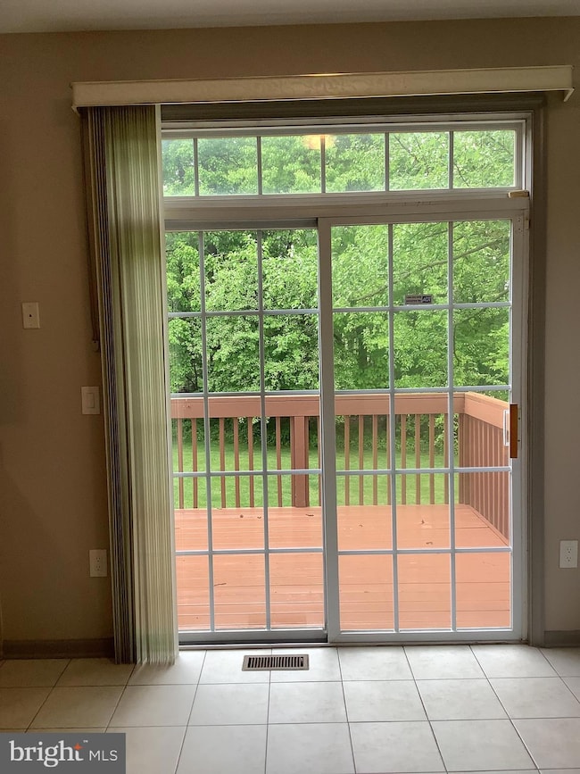 48 Frost Ln, East Windsor, NJ 08520 - photo 6